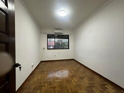 Sennett Estate (D13), Terrace #546670851